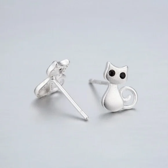 Any 3/$25! Silver Cat w/Black Eyes Stud Earrings - Picture 4 of 7